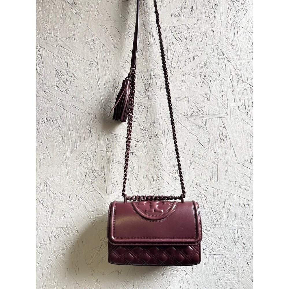 TORY BURCH Fleming quilted leather tassel small convertible crossbody bag -Wine